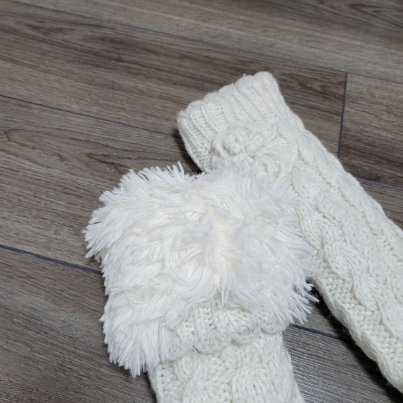 ✨️3 For $30✨️NWOT Lemon Reading Socks (OS - M/L) - Picture 5 of 10